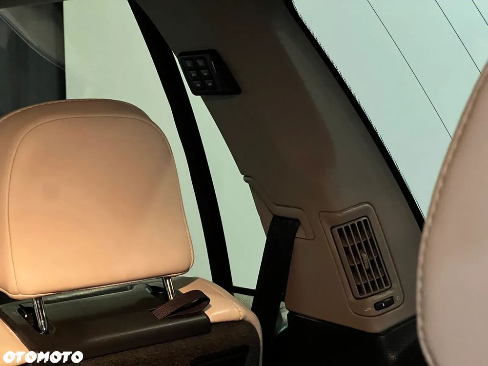 Volvo XC 90 D5 AWD R-Design - 15