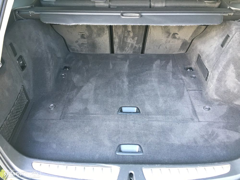 BMW 320 d Aut. Sport Line - 14