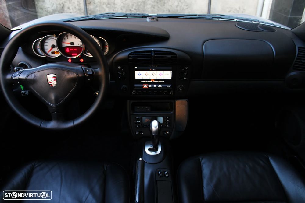 Porsche 911 (996) Turbo - 6