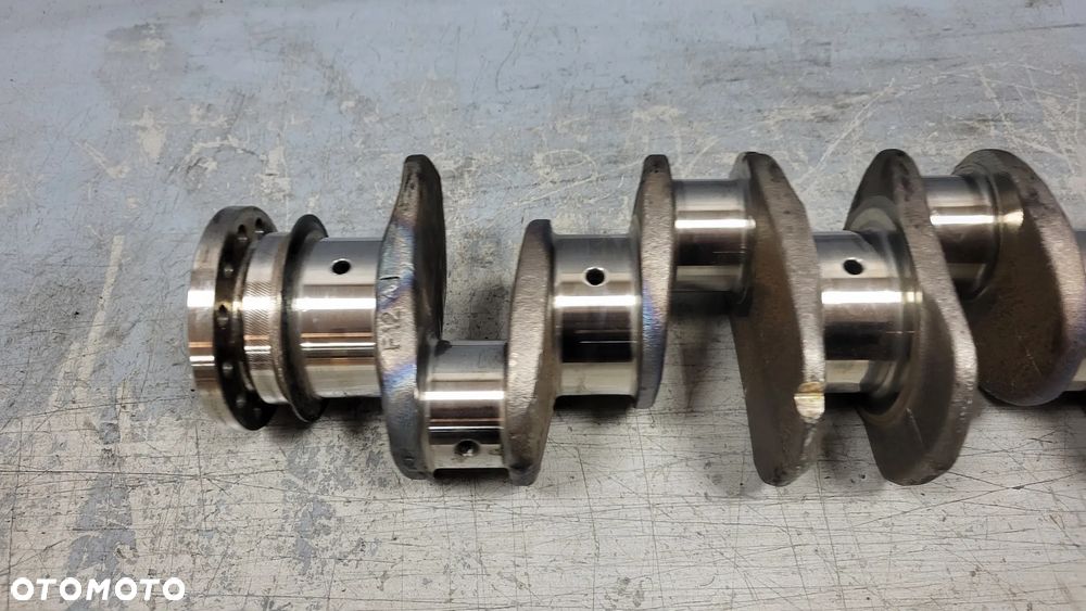 Wał Korbowy Mercedes W123 2.0D - 2