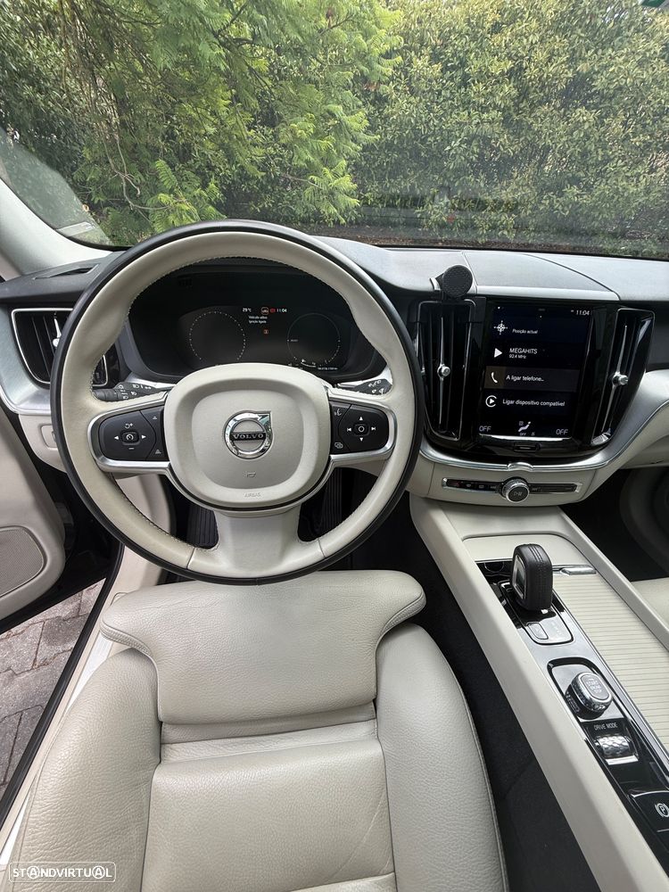 Volvo XC 60 T8 Twin Engine AWD Geartronic Inscription - 14