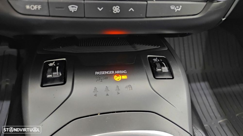 Toyota Avensis Touring Sports 2.0 D-4D Exclusive+GPS - 35