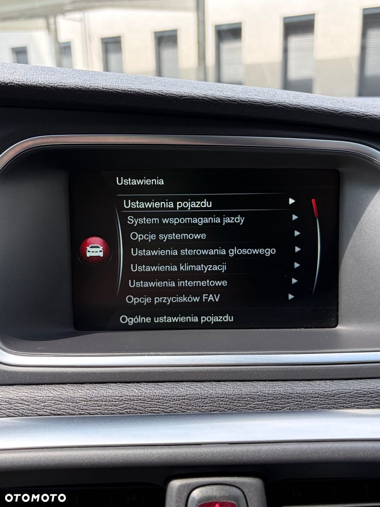 Volvo V40 D4 Drive-E Summum - 34