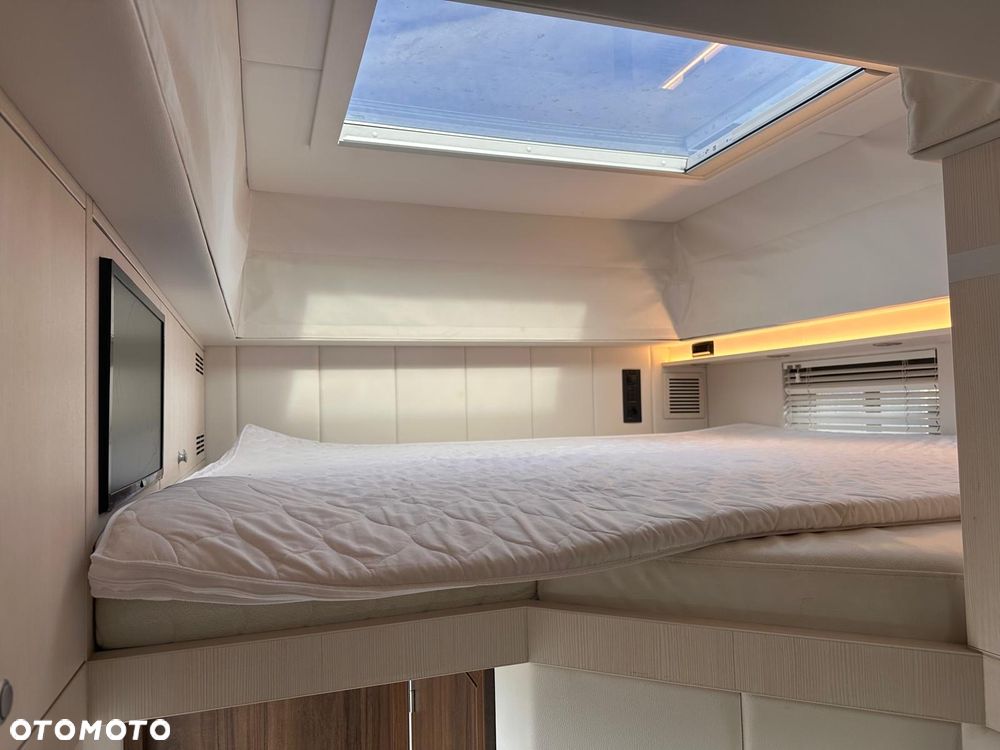 Scania S500 Koniowóz STX, 2xPOP OUT i POP UP. 8-osobowy. Przebieg 37 000km z rok 2019 - 12