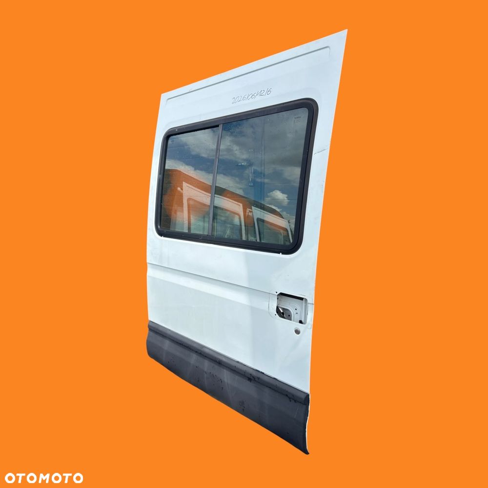 drzwi prawe przesuwne boczne h2 142cm iveco 06-14 - 3