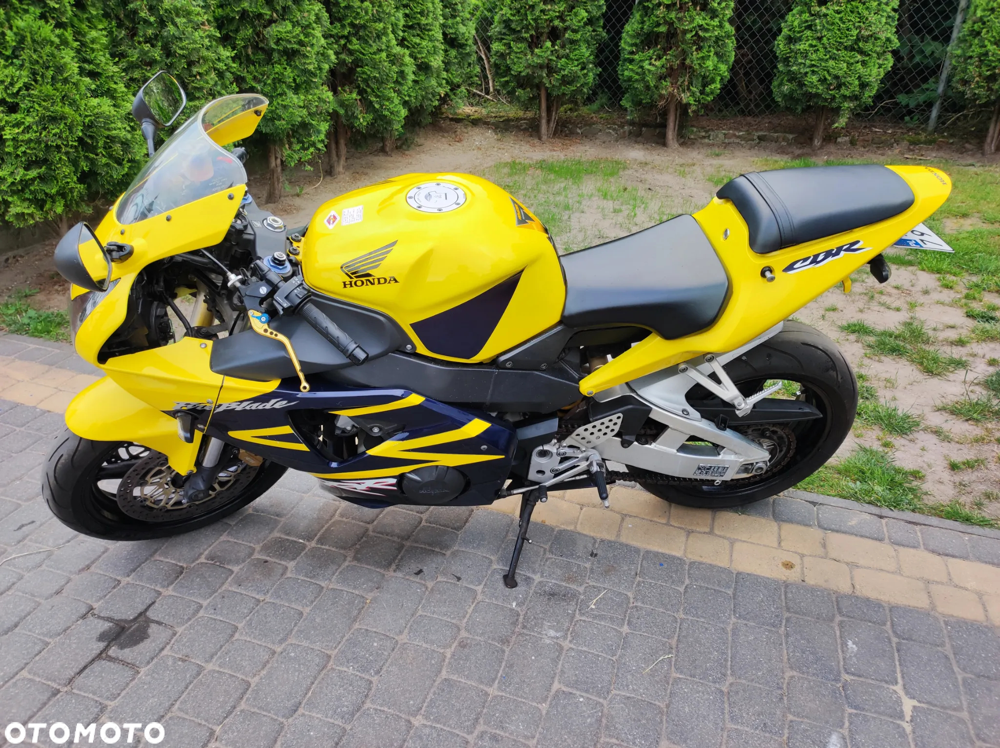 Honda CBR - 8