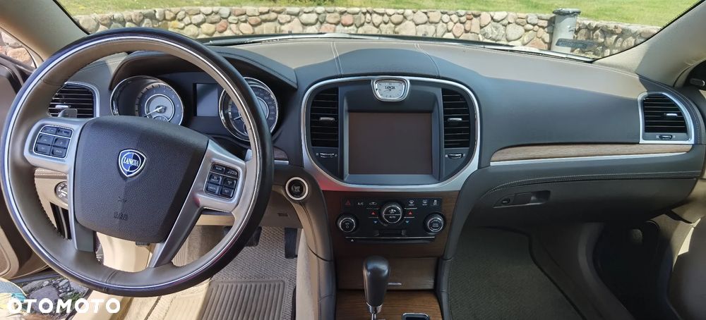 Lancia Thema 3.0CRD Executive - 7