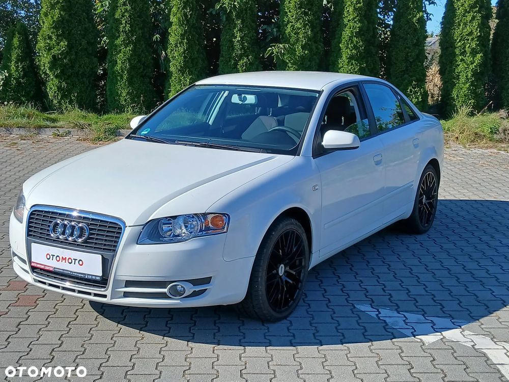 Audi A4 Limousine - 30