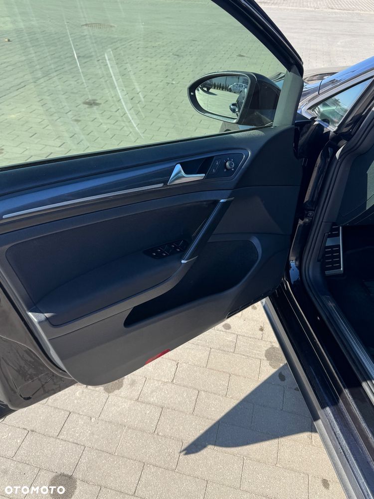 Volkswagen Golf - 7