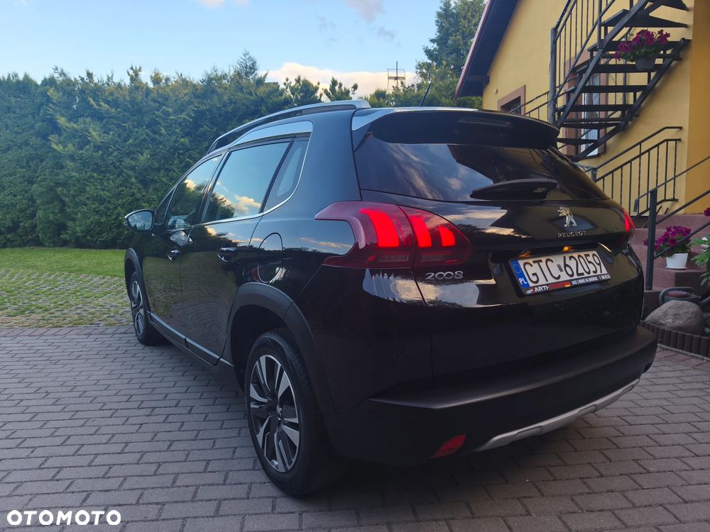 Peugeot 2008 1.2 Pure Tech Allure S&S EAT6 - 7