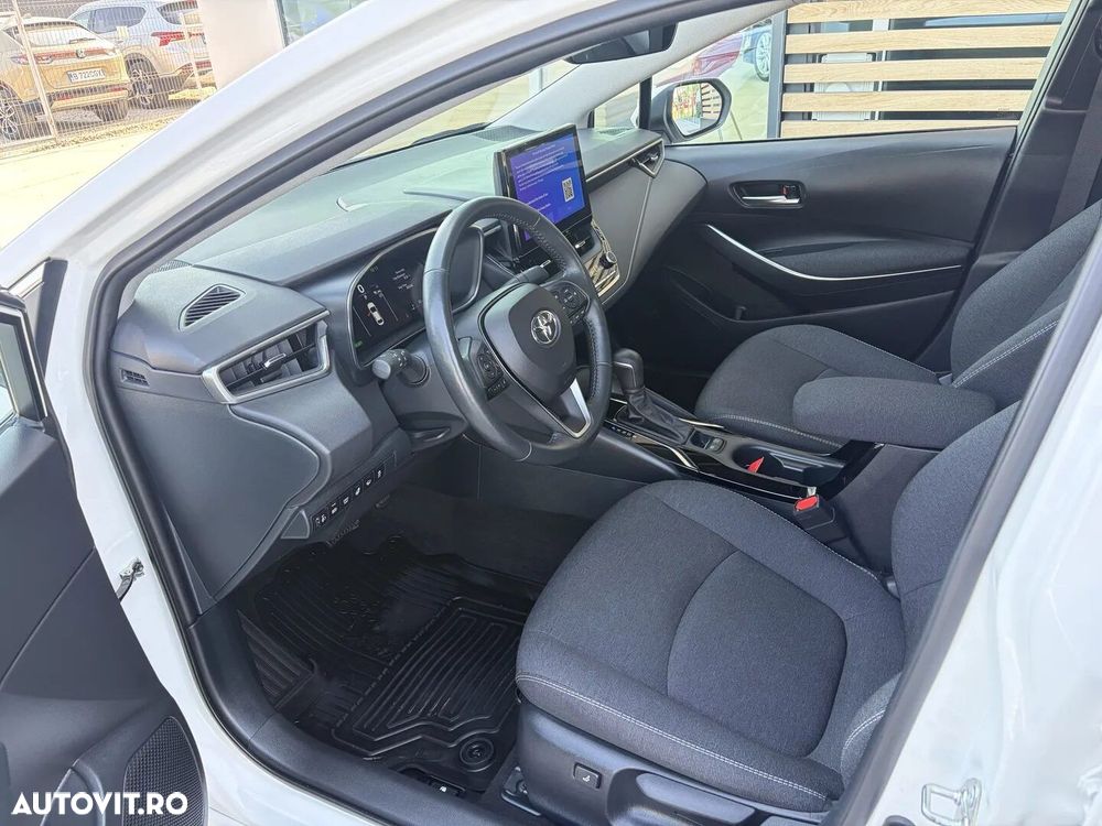 Toyota Corolla - 19