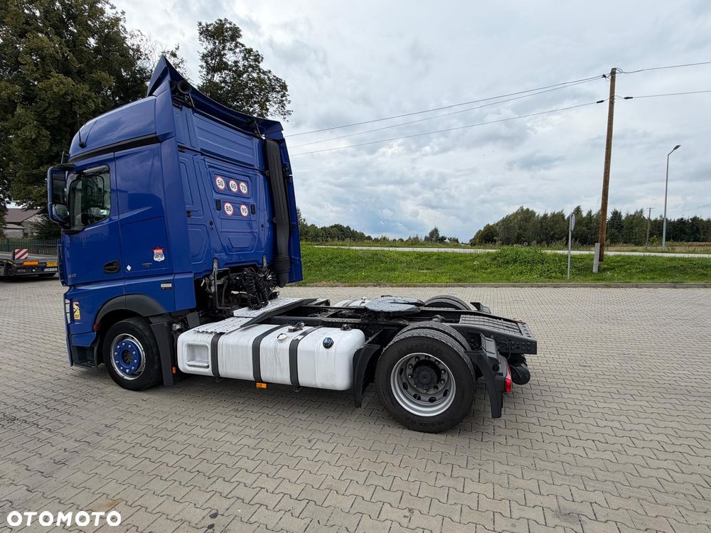 Mercedes-Benz Actros - 6