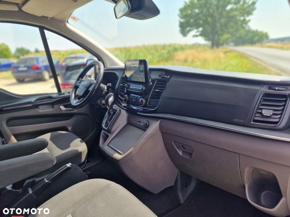 Ford Tourneo Custom 310 L2H1 VA Autm Titanium X - 23