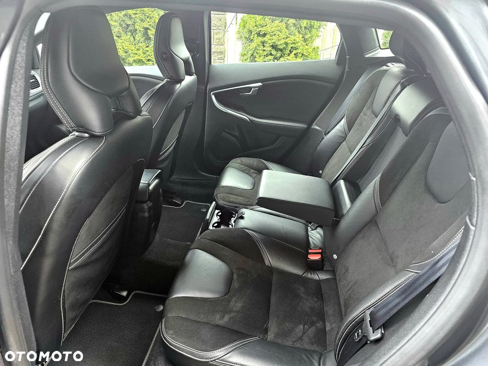 Volvo V40 D2 R-Design Kinetic - 19