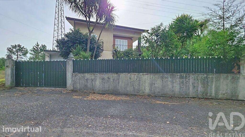 Moradia isolada T3 em Vila de Cucujães de 114 m2 - Grande imagem: 3/26
