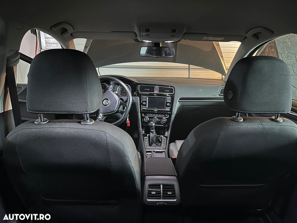 Volkswagen Golf 2.0 TDI 4Motion BMT Comfortline - 13