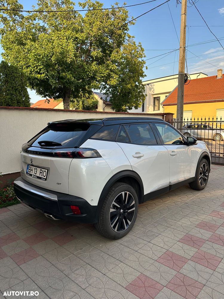 Peugeot 2008 1.2 L PureTech STT EAT8 GT Line - 4