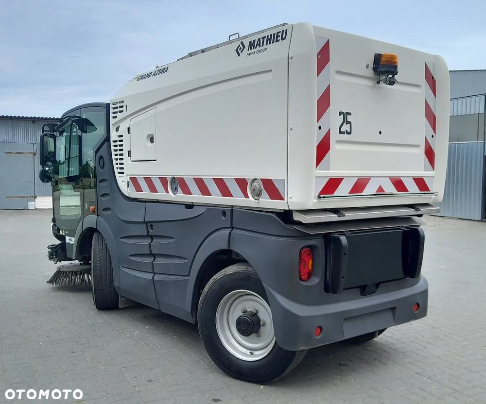 Inny Mathieu Grand Azura MC420 EURO 5 - 9