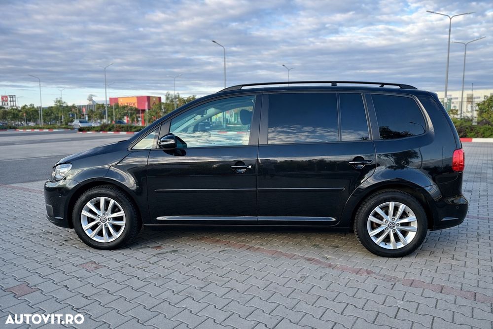 Volkswagen Touran - 3