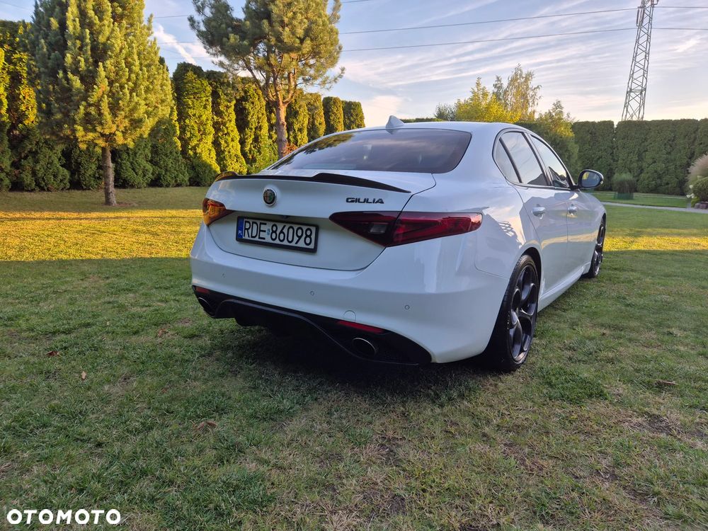 Alfa Romeo Giulia - 6