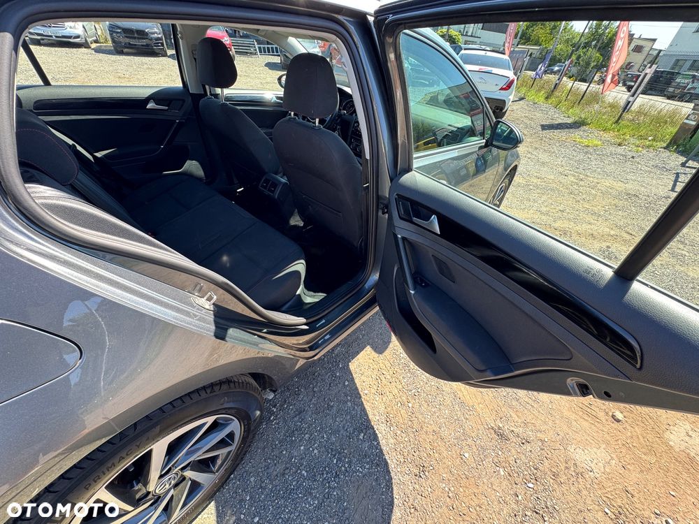 Volkswagen Golf 1.6 TDI BMT Highline - 35