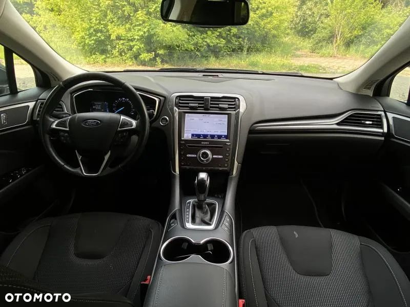 Ford Mondeo 2.0 Hybrid Titanium - 16