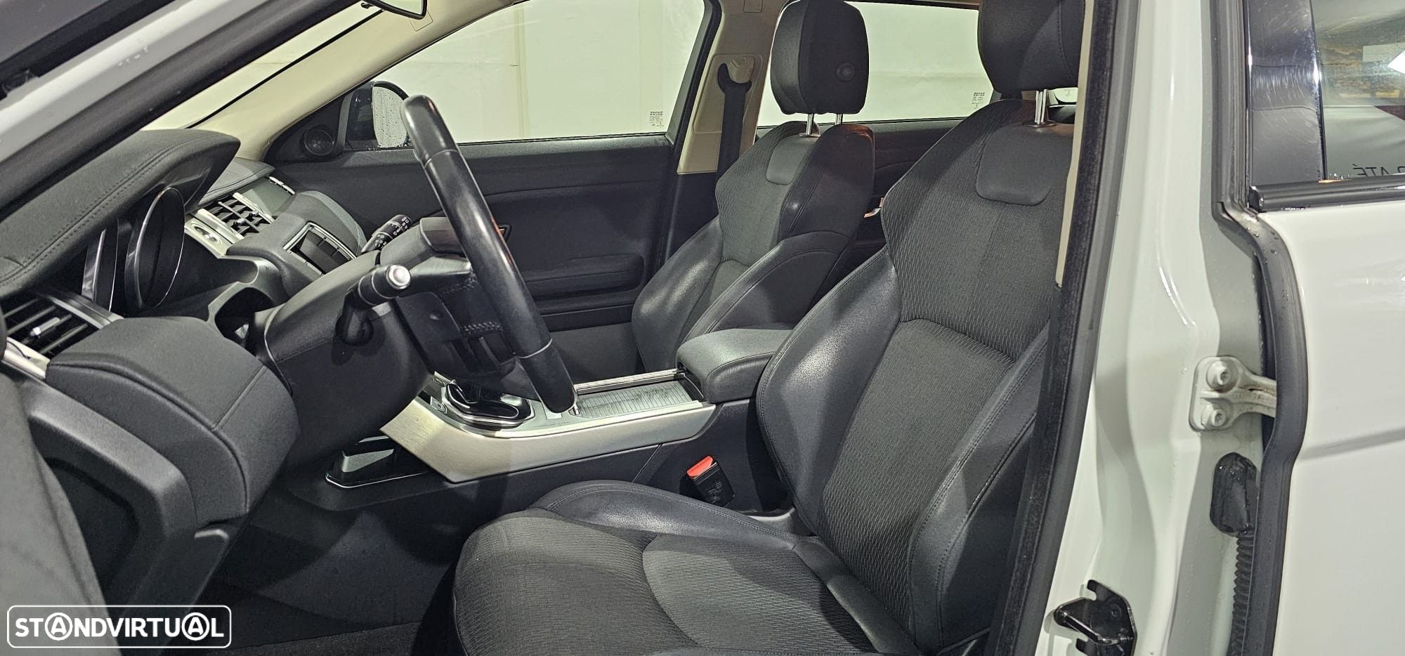 Land Rover Range Rover Evoque 2.0 eD4 SE Dynamic - 15