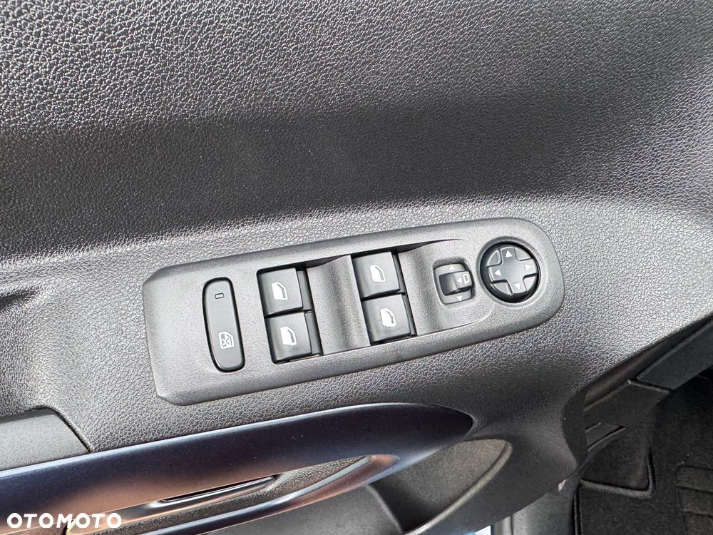 Peugeot Rifter BlueHDI 130 L1 Allure - 16