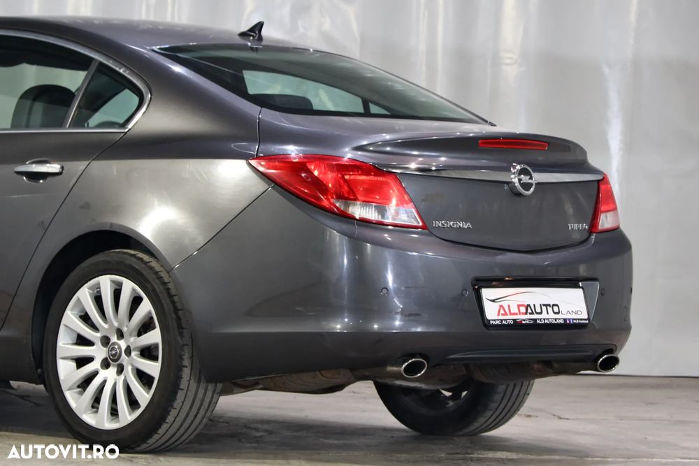 Opel Insignia 2.0 Turbo - 25