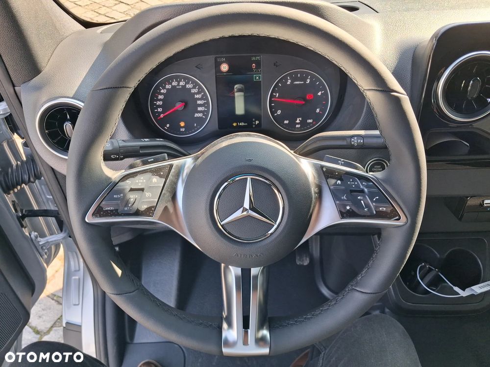 Mercedes-Benz Sprinter 319 CDI - 10