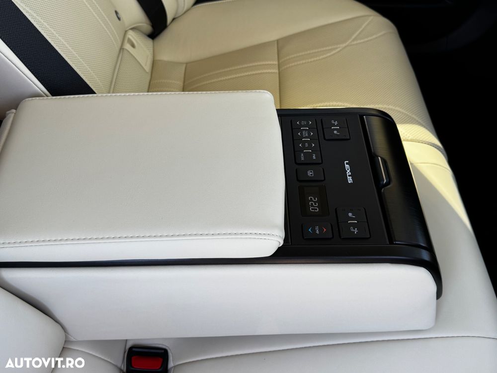 Lexus Seria ES 300h Luxury - 16