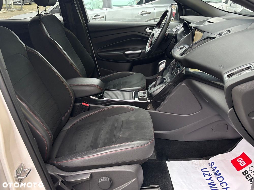 Ford Kuga 2.0 TDCi AWD ST-Line - 15