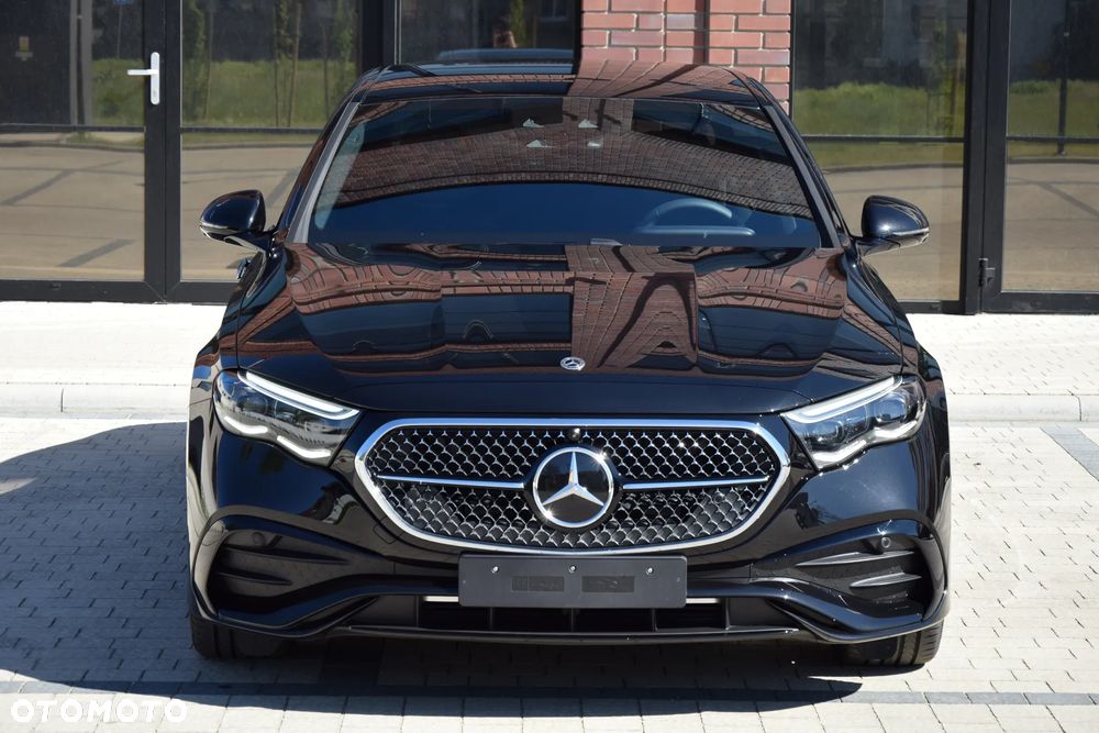 Mercedes-Benz Klasa E 220 d mHEV 4-Matic AMG 9G-Tronic - 36