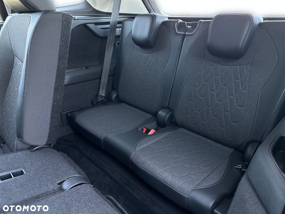 Volkswagen Tayron 1.5 eTSI mHEV Life DSG - 12