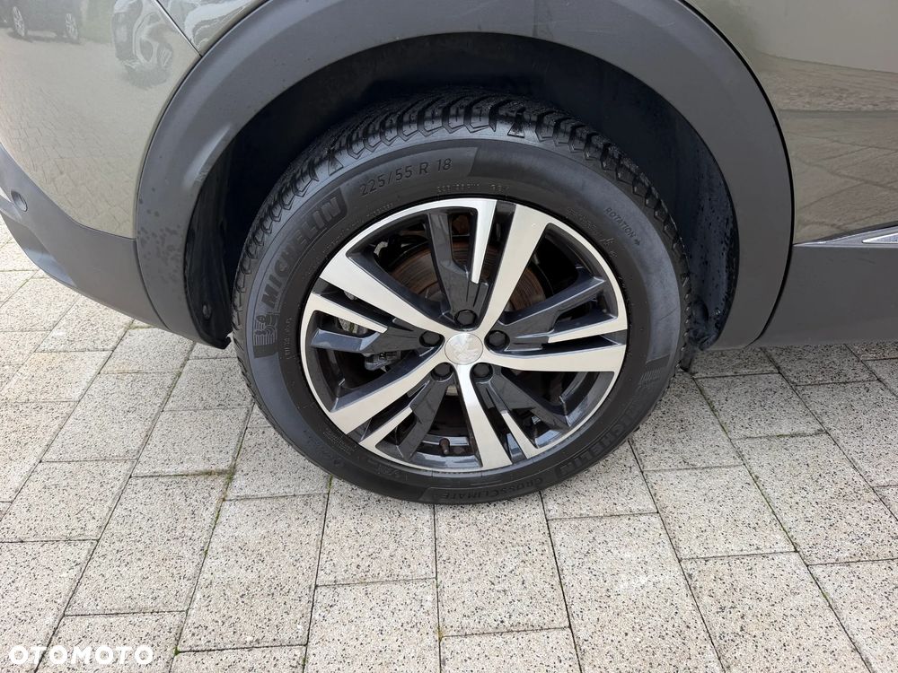 Peugeot 3008 1.2 PureTech Allure Pack S&S - 21