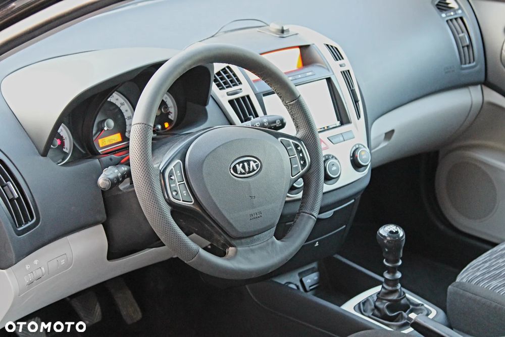 Kia ProCeed 1.6 CVVT EX - 12