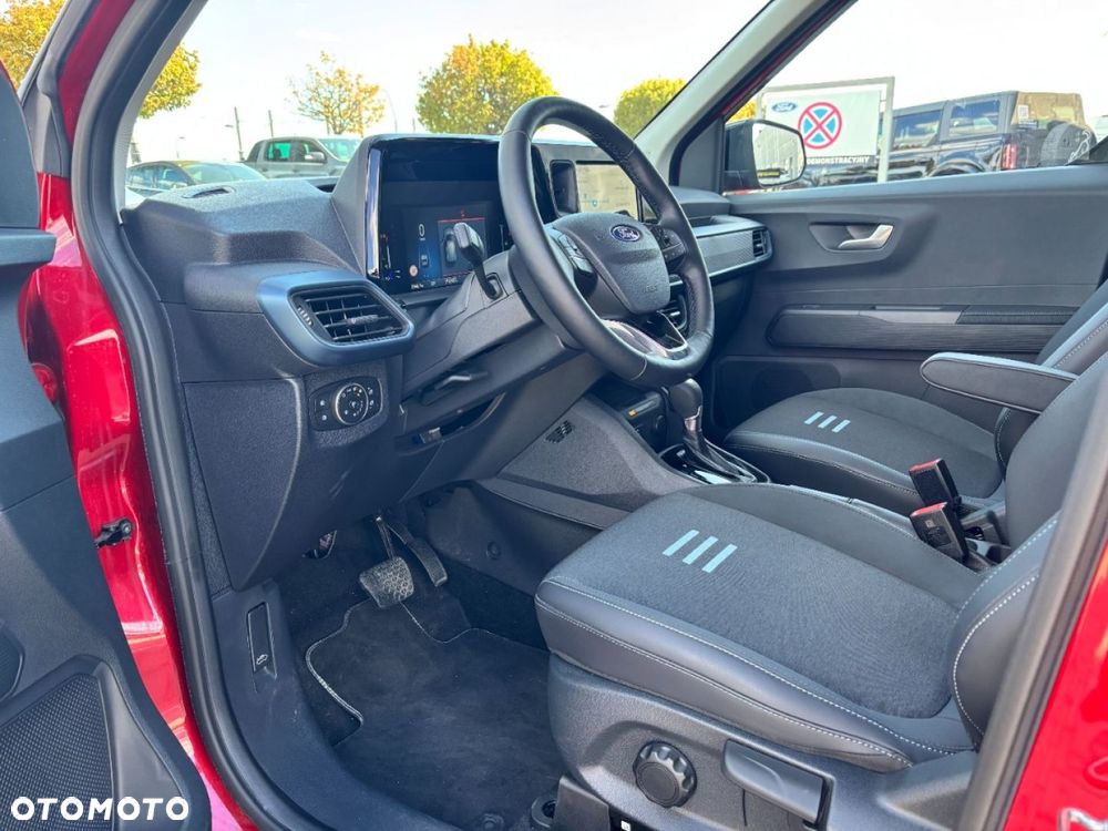 Ford Tourneo Courier - 26