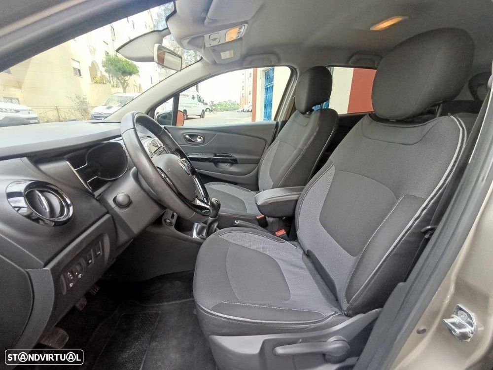 Renault Captur 0.9 TCE Exclusive - 10