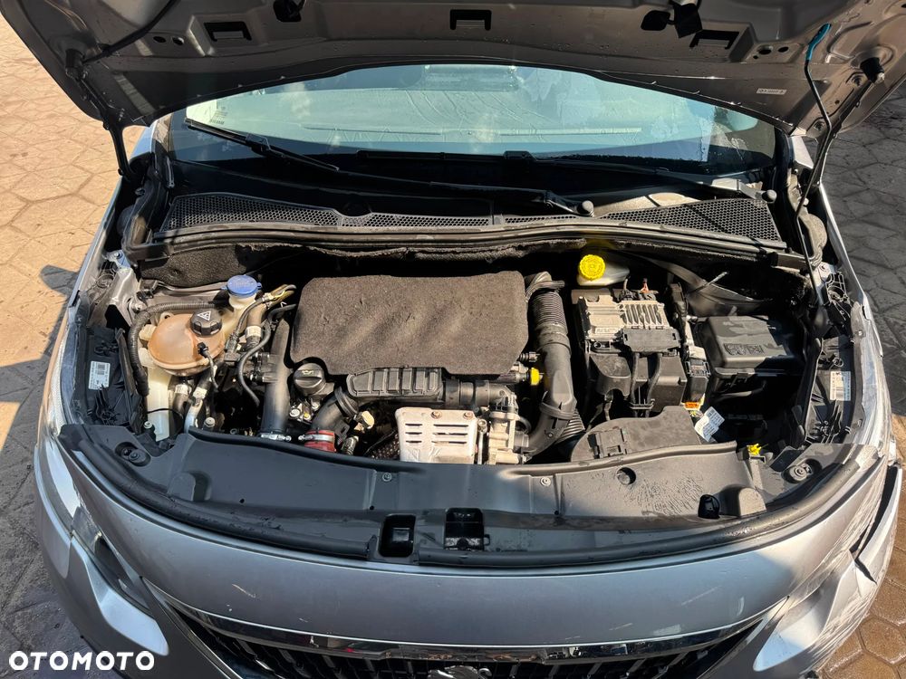 Peugeot 2008 PureTech 110 GPF Stop&Start EAT6 Allure - 11