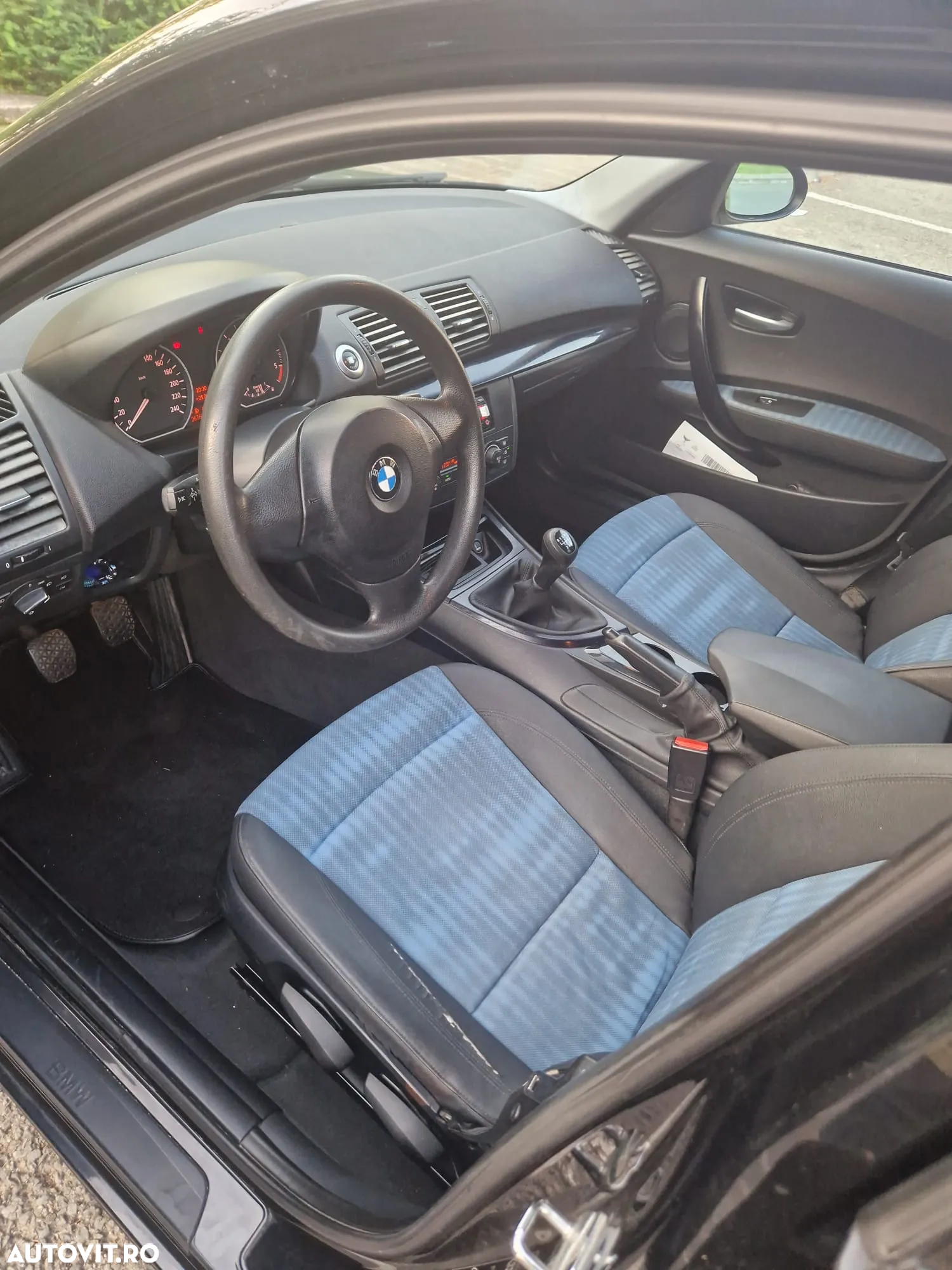 BMW Seria 1 118d - 9