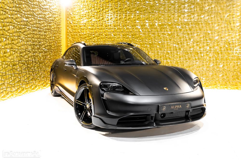 Porsche Taycan Cross Turismo Turbo S - 3
