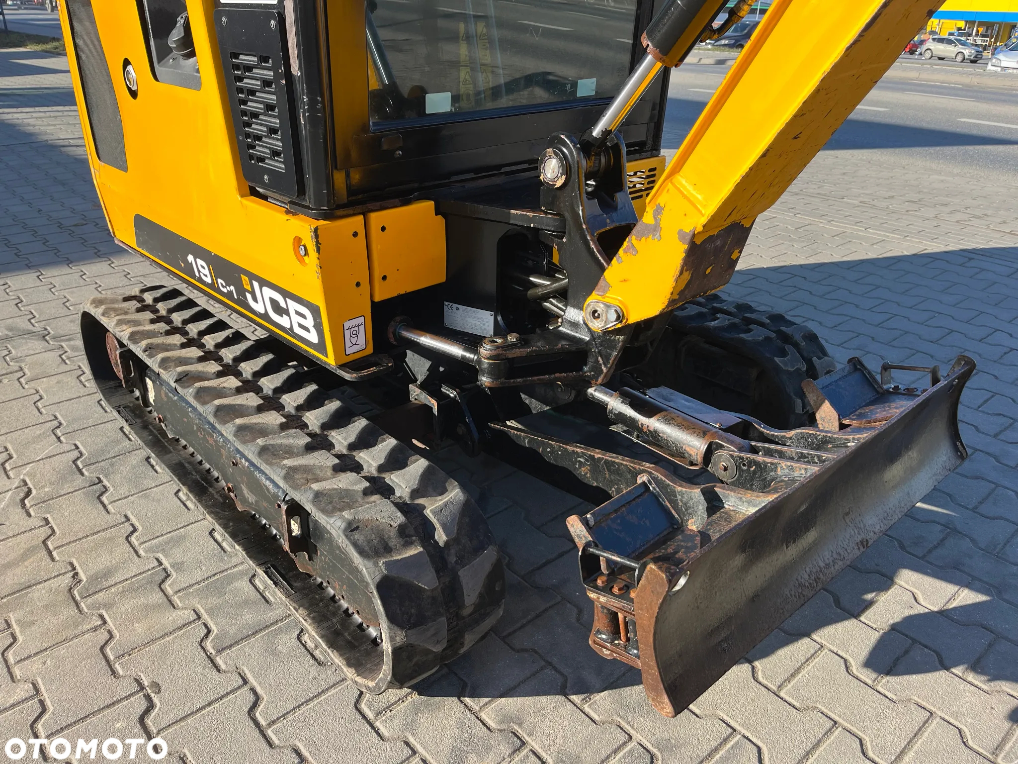JCB 19C-1 - 7