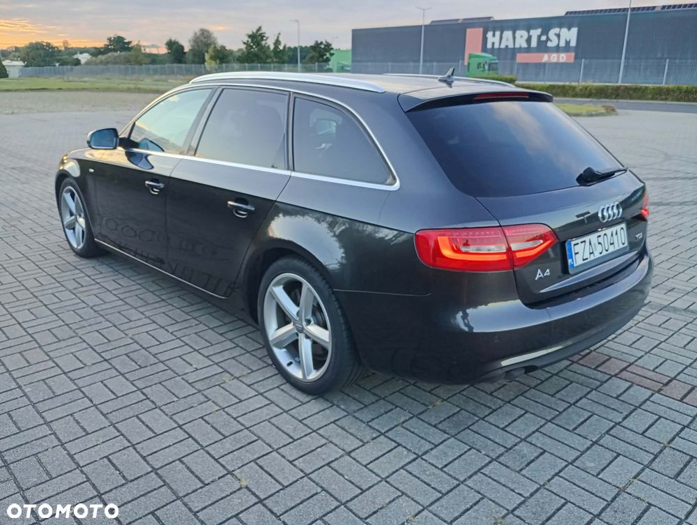 Audi A4 Avant 2.0 TDI DPF S line Sportpaket - 8