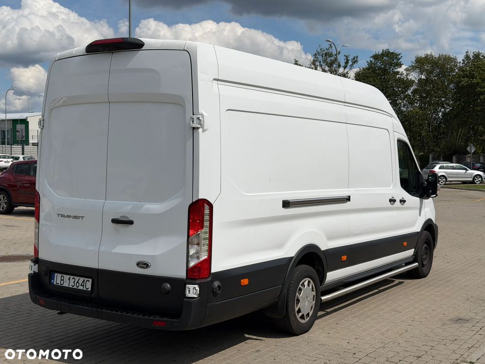 Ford Transit - 18