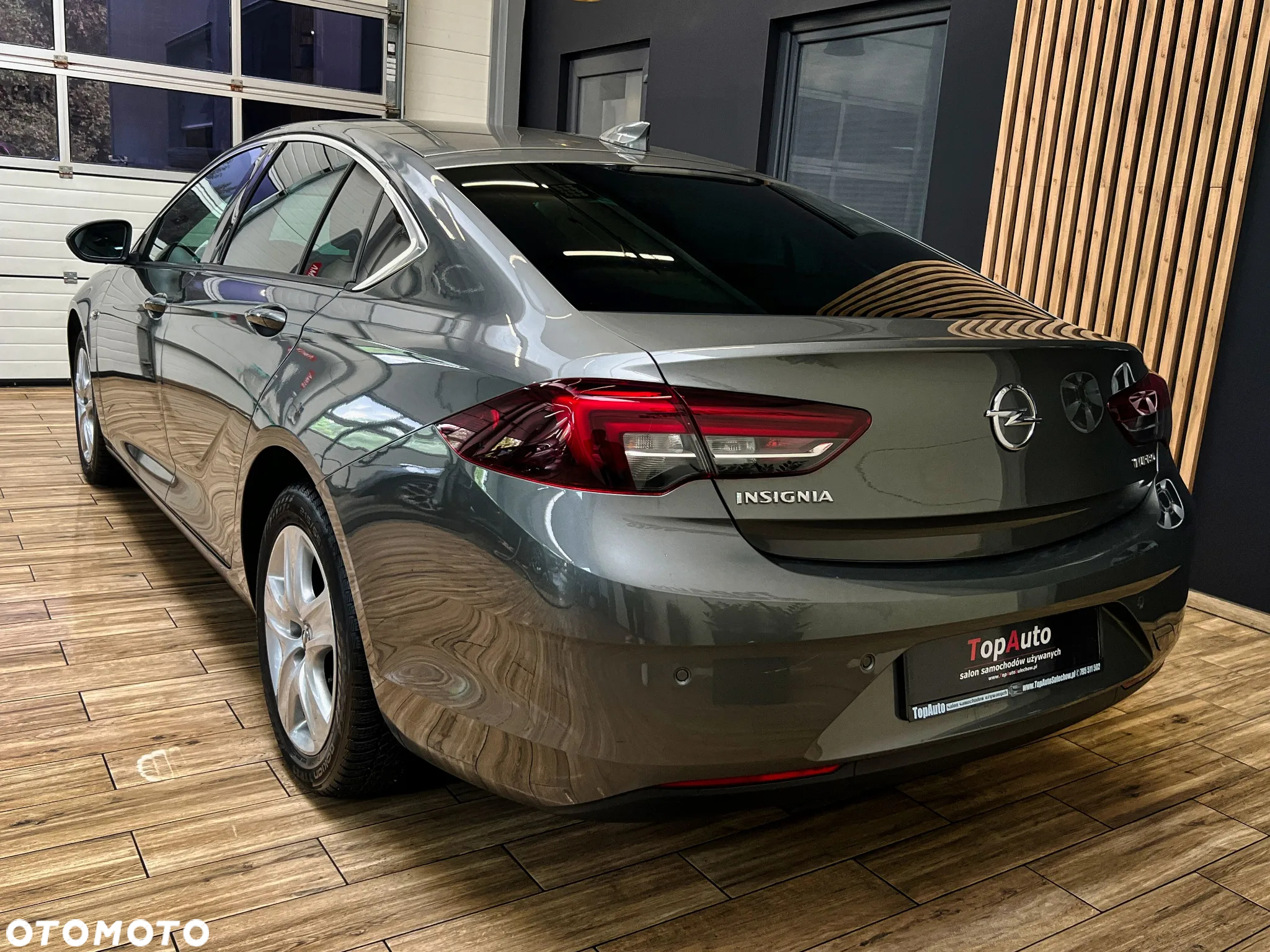 Opel Insignia 1.5 T Elite S&S - 10