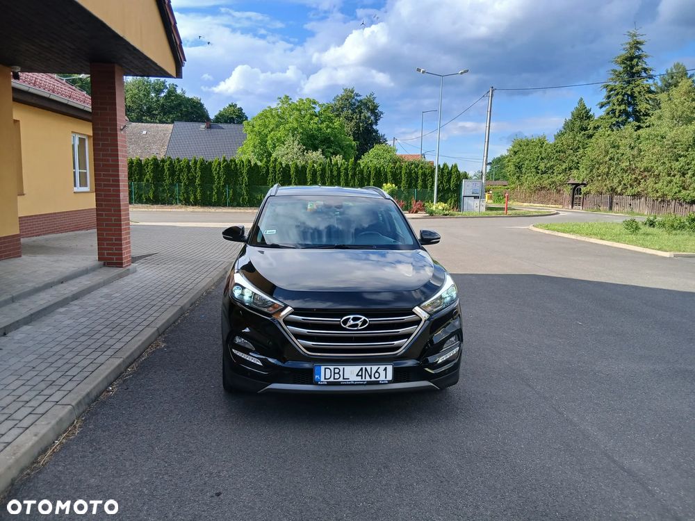 Hyundai Tucson 1.7 CRDI BlueDrive Style 2WD - 3