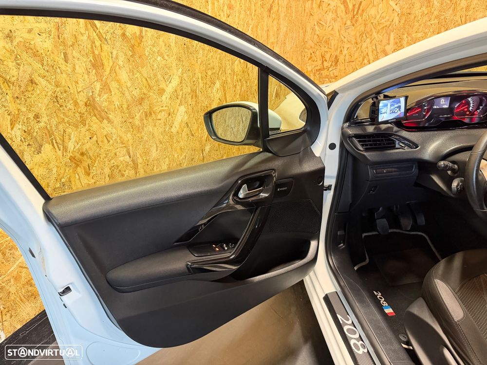 Peugeot 208 1.2 VTi Active - 5