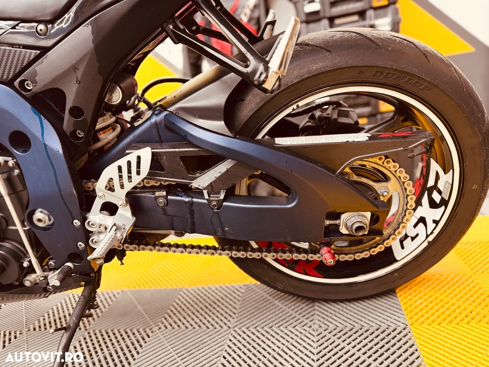 Suzuki GSX-R 750 Yoshimura Limited Edition - 6