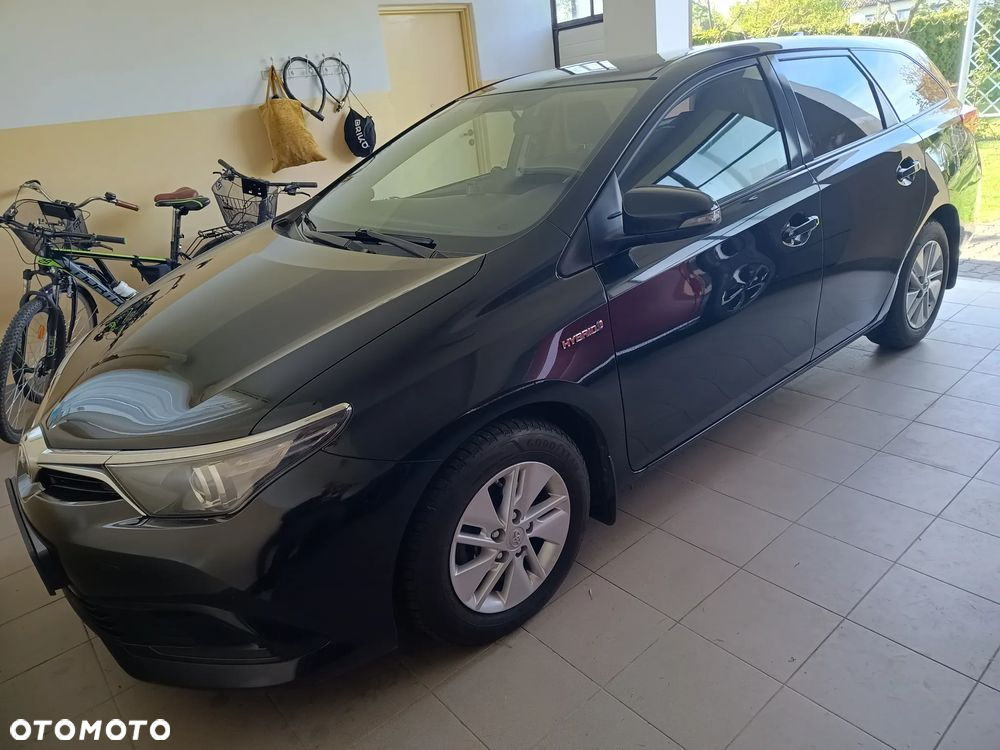 Toyota Auris Hybrid 135 Active - 4