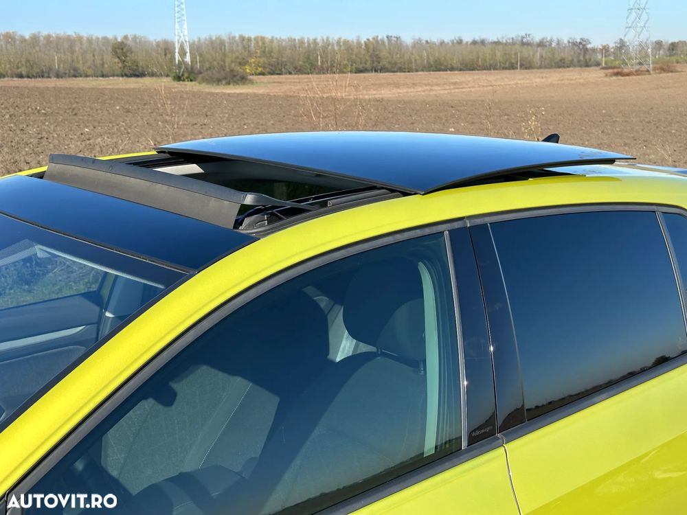 Volkswagen Golf 1.5 eTSI ACT DSG MHEV R-Line - 7